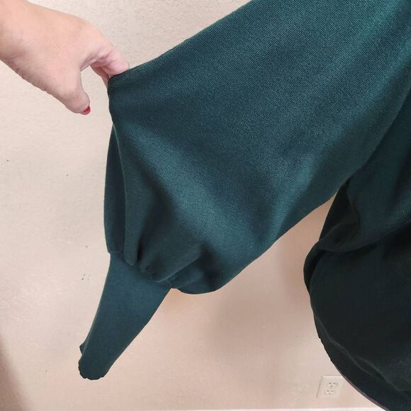 Eloquii Pine Green LS Crew Neck Split Sleeve Sweater 26/28 NWT (4862) - Picture 3 of 7